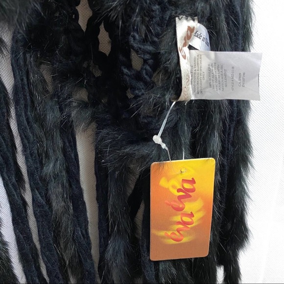éva éva | NWT Black Knitted Rabbit Fur Poncho - Picture 7 of 12